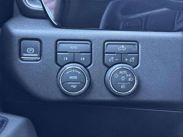 2026 Chevrolet Silverado 1500 4WD Crew Cab Short Bed RST