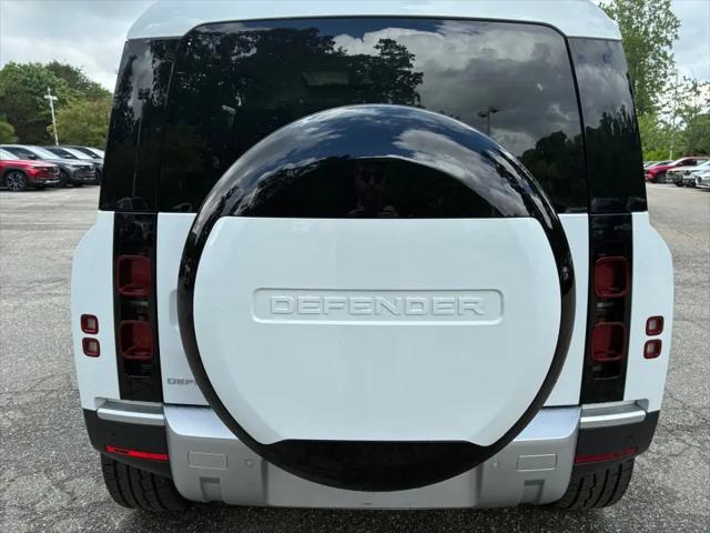 2025 Land Rover Defender 110 P400 S
