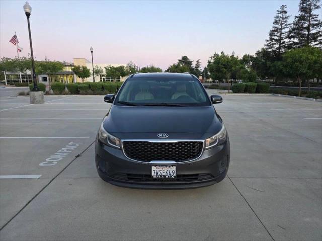 2017 Kia Sedona LX