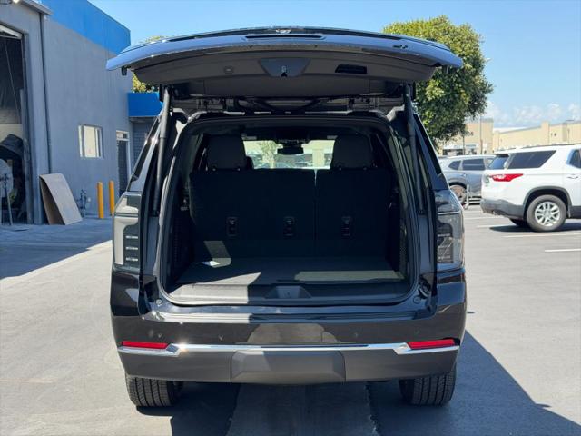 2026 Chevrolet Suburban LT, RWD