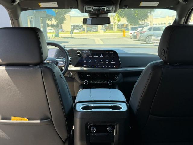 2026 Chevrolet Suburban LT, RWD