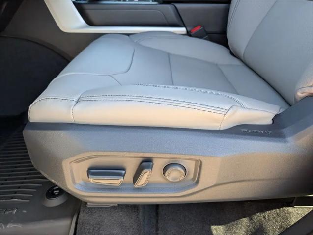 2026 Toyota Tundra SR5 CrewMax 5.5' Bed