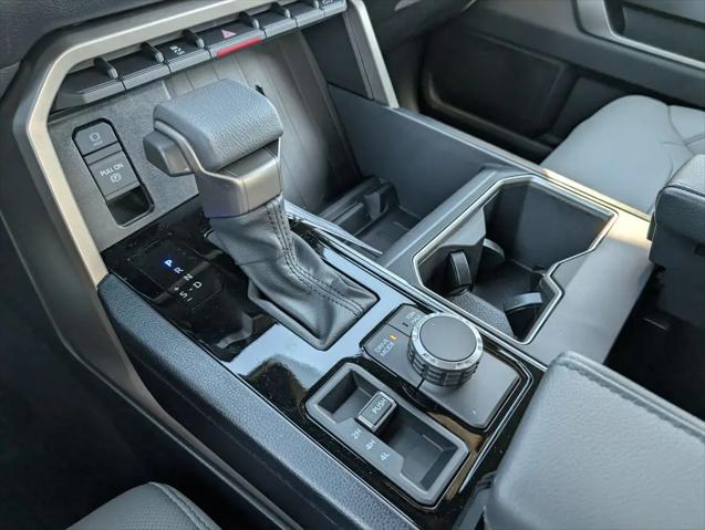 2026 Toyota Tundra SR5 CrewMax 5.5' Bed