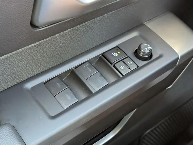 2026 Toyota Tundra SR5 CrewMax 5.5' Bed