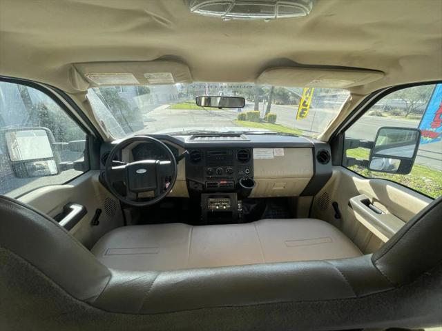 2010 Ford F-450 XL