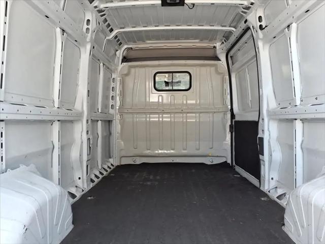 2025 Ram ProMaster 2500 Cargo Van Tradesman High Roof 159" WB w/Pass Seat