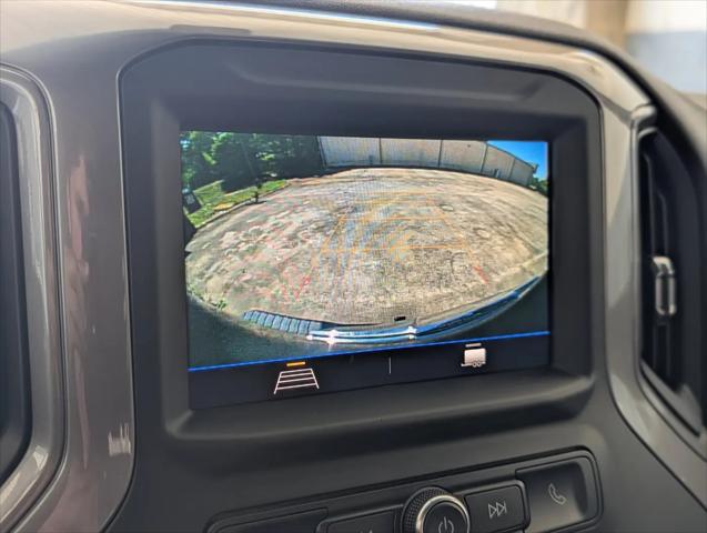 2021 Chevrolet Silverado 1500 2WD Crew Cab Short Bed Custom