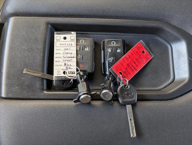 2021 Chevrolet Silverado 1500 2WD Crew Cab Short Bed Custom