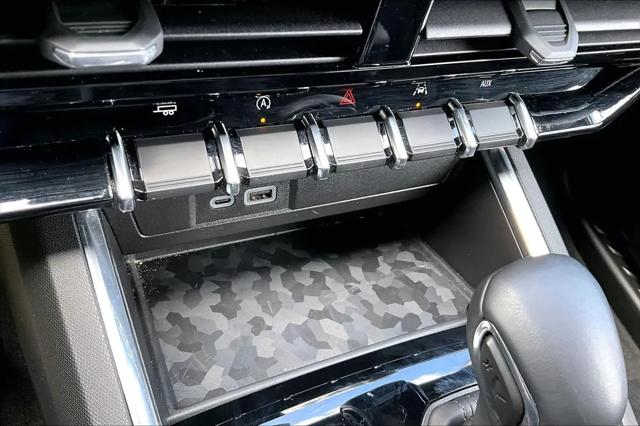 2025 GMC Canyon 2WD Elevation