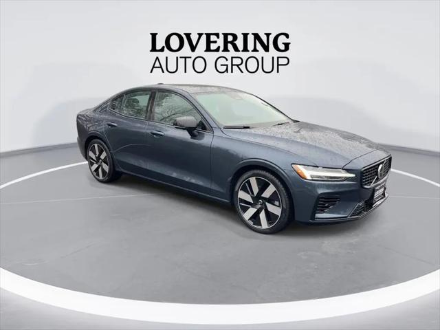 2025 Volvo S60 T8 Plus