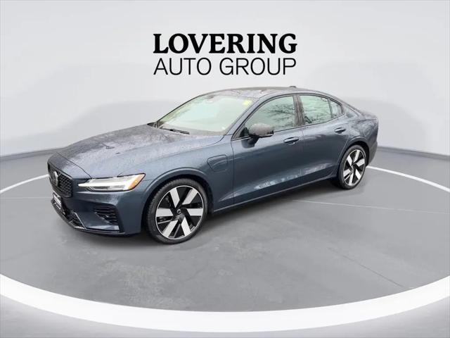 2025 Volvo S60 T8 Plus