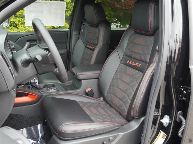 2026 Nissan Frontier Crew Cab PRO-4X 4x4