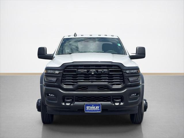 2026 RAM 5500 Chassis RAM 5500 TRADESMAN CHASSIS CREW CAB 4X4 84 CA