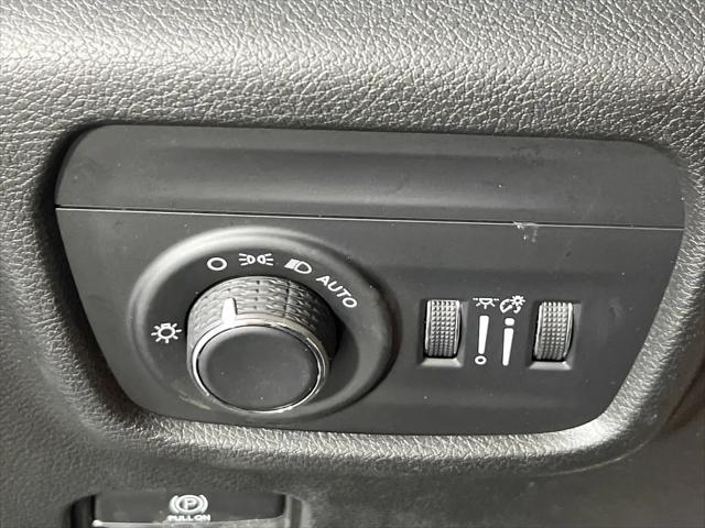 2023 Jeep Grand Cherokee L Laredo 4x4