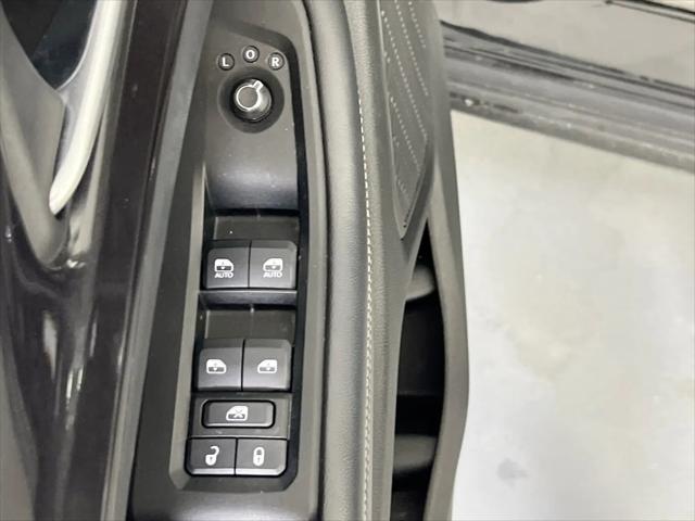 2023 Jeep Grand Cherokee L Laredo 4x4