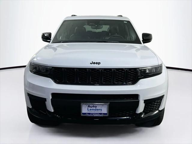 2023 Jeep Grand Cherokee L Altitude 4x4