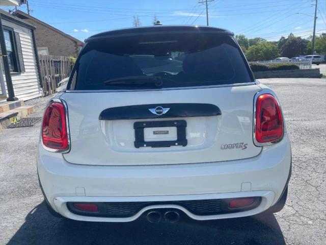 2017 MINI Hardtop Cooper S