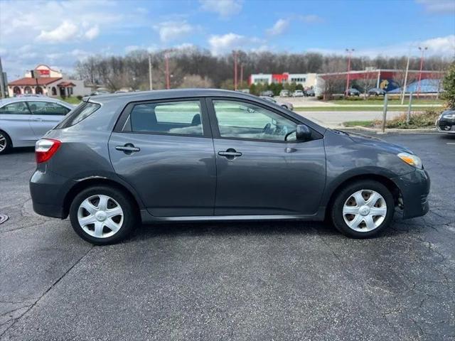 2009 Toyota Matrix Base