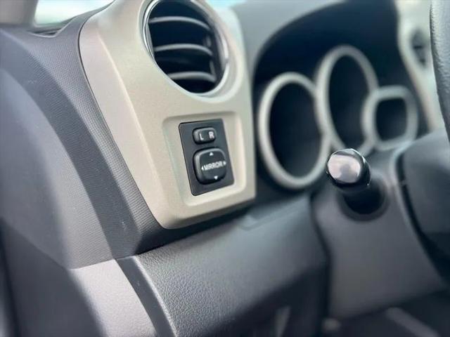 2009 Toyota Matrix Base