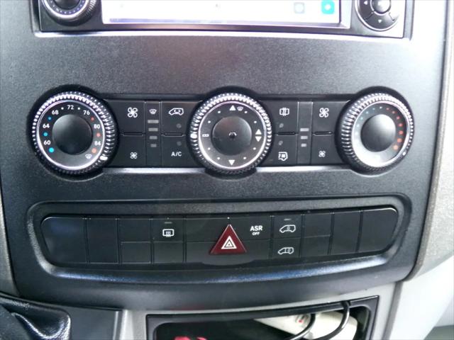 2011 Mercedes-Benz Sprinter 2500 Normal Roof