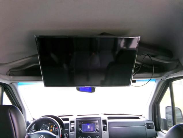 2011 Mercedes-Benz Sprinter 2500 Normal Roof