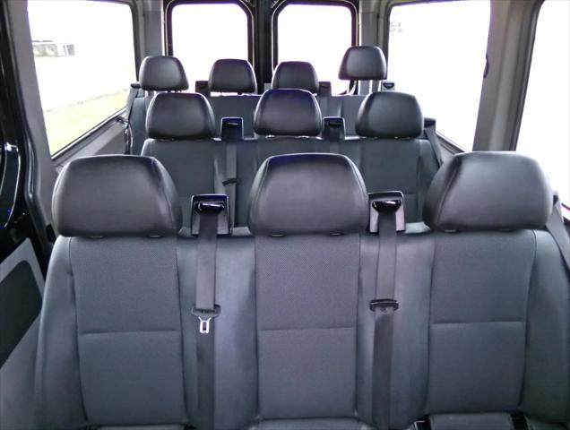 2011 Mercedes-Benz Sprinter 2500 Normal Roof
