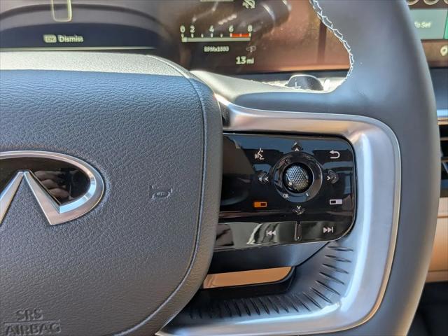 2026 INFINITI QX80 LUXE