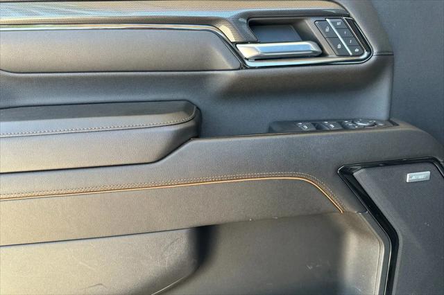 2024 GMC Sierra 2500HD 4WD Crew Cab Standard Bed AT4