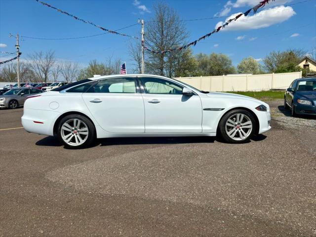 2016 Jaguar XJ XJL Portfolio