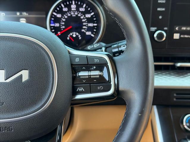 2024 Kia Carnival MPV LX Seat Package