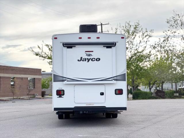 2019 Ford E-450 Cutaway Base