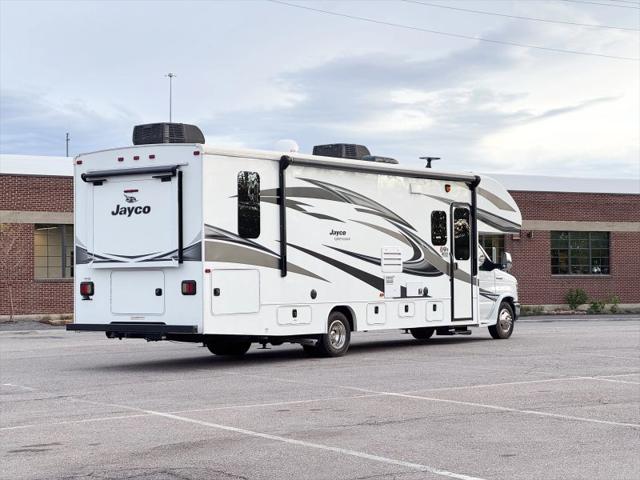 2019 Ford E-450 Cutaway Base