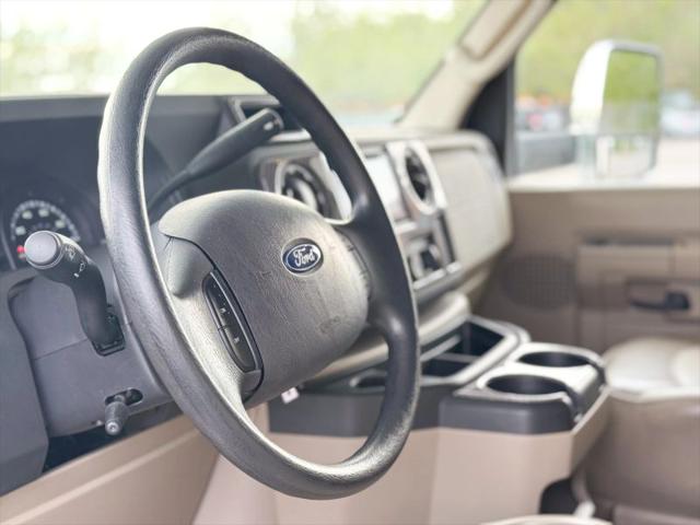 2019 Ford E-450 Cutaway Base