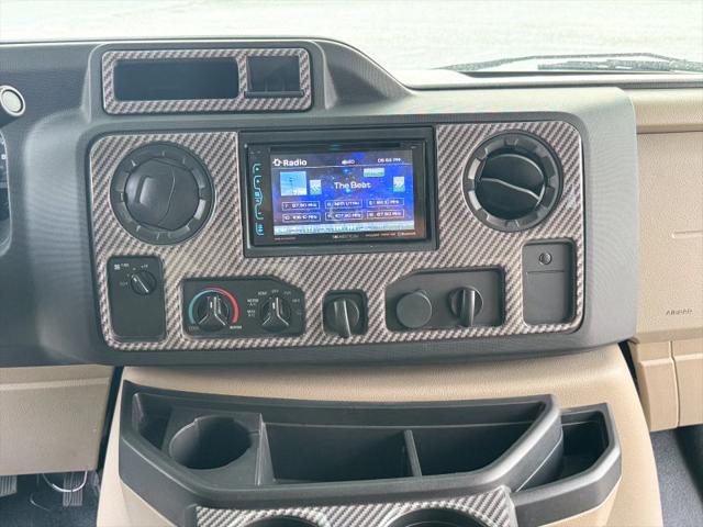 2019 Ford E-450 Cutaway Base