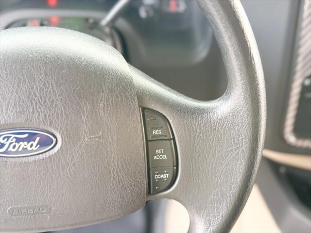 2019 Ford E-450 Cutaway Base