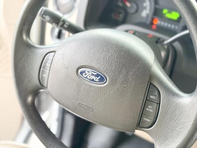 2019 Ford E-450 Cutaway Base