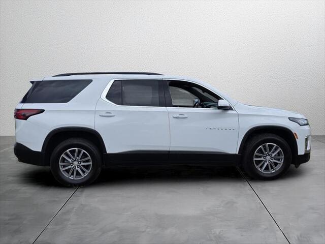 2023 Chevrolet Traverse AWD LT Leather