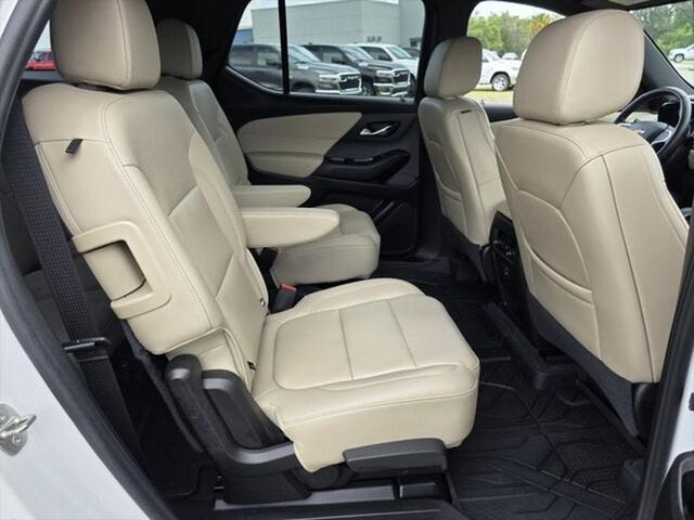 2023 Chevrolet Traverse AWD LT Leather