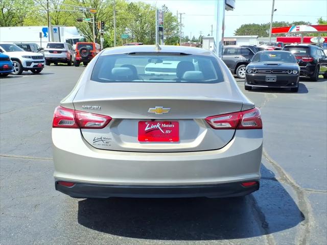 2022 Chevrolet Malibu FWD LT