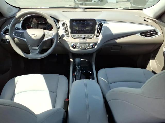 2022 Chevrolet Malibu FWD LT