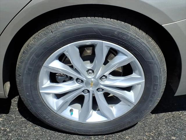 2022 Chevrolet Malibu FWD LT