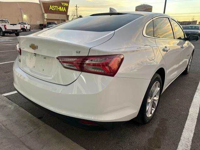 2022 Chevrolet Malibu FWD LT