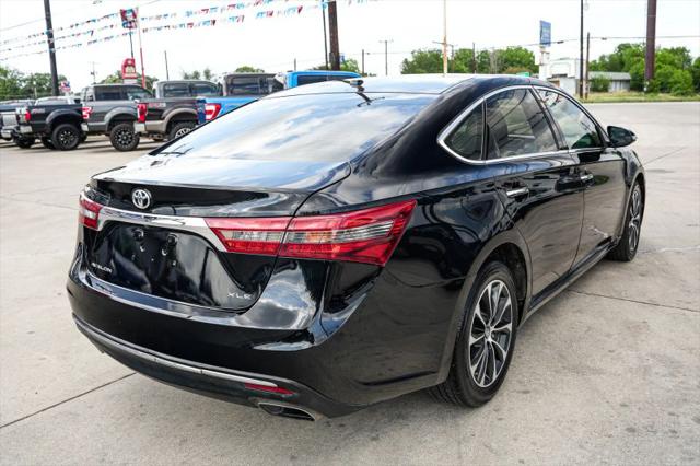2016 Toyota Avalon XLE