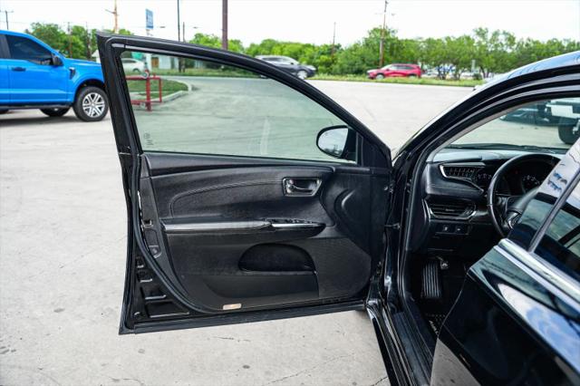 2016 Toyota Avalon XLE