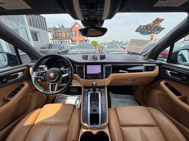 2018 Porsche Macan Base