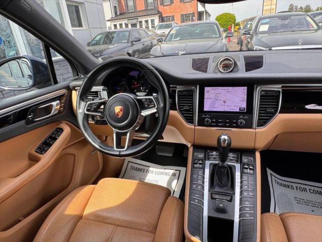 2018 Porsche Macan Base