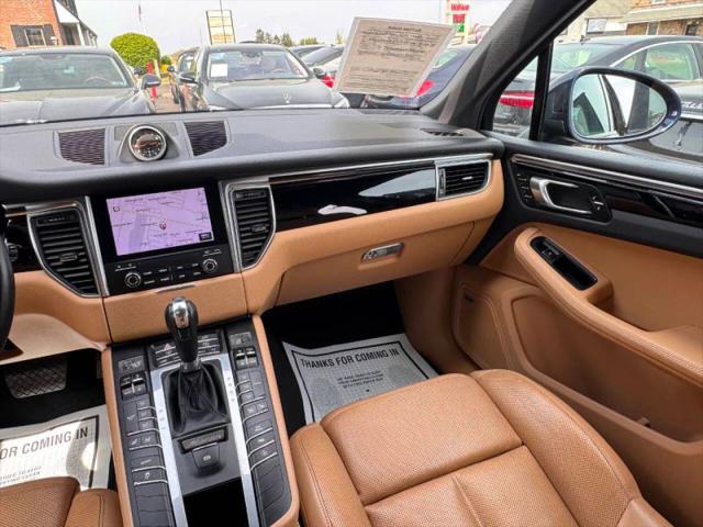 2018 Porsche Macan Base