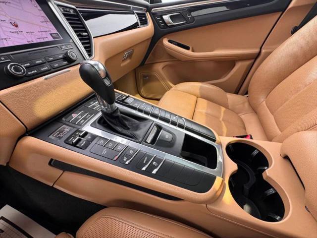 2018 Porsche Macan Base