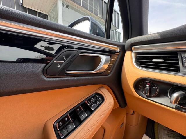 2018 Porsche Macan Base