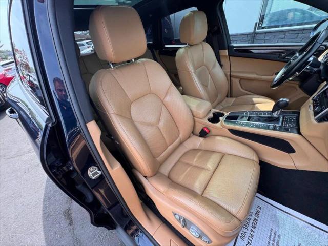 2018 Porsche Macan Base